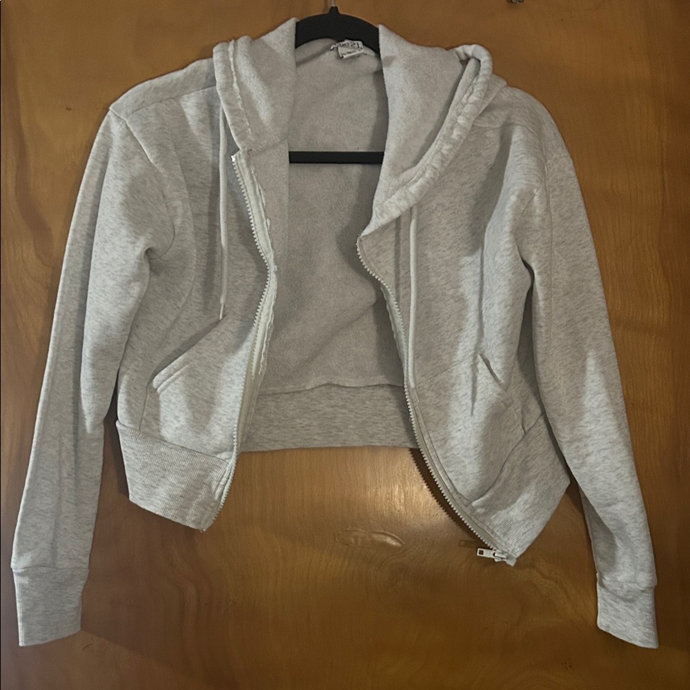 Rue21 Light Gray Women's Zip-Up Hoodie